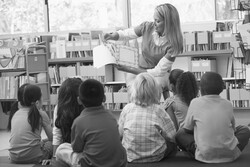 children reading black and white